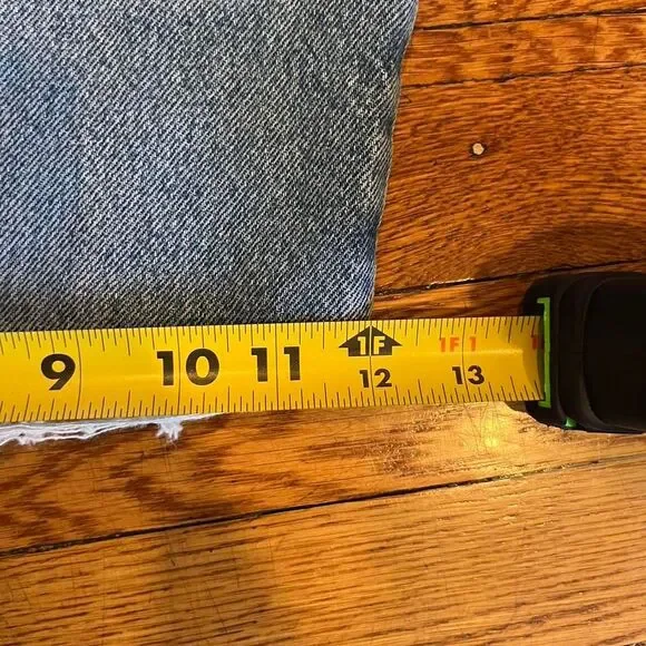 Y2K Old Navy Jorts - Picture 5 of 8